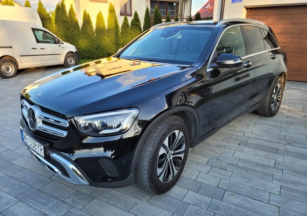 Mercedes-Benz GLC cena 129150 przebieg: 207000, rok produkcji 2020 z Kraków małe 92